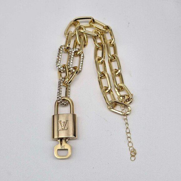 Authentic Louis Vuitton Lock & Key w/ Unbranded Gold Plated Gold Chain Necklace - Picture 7 of 12